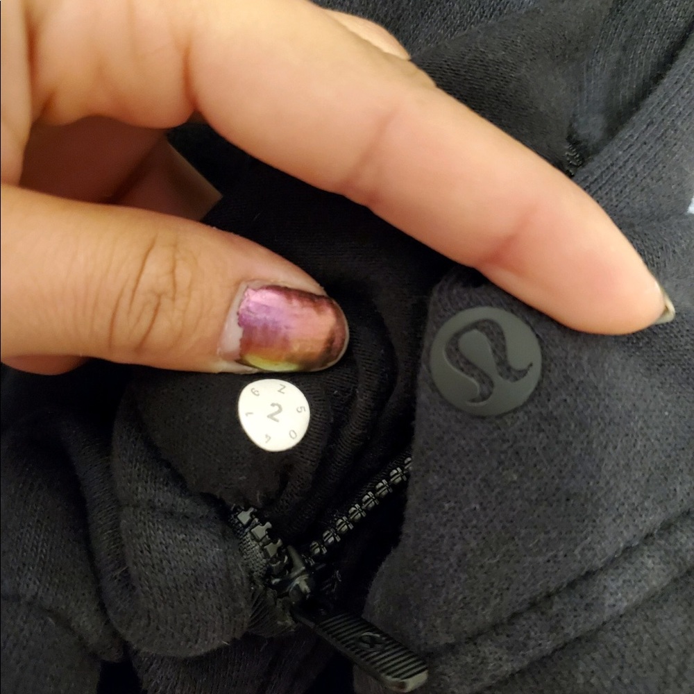 Lululemon jacket - Picture 3 of 3